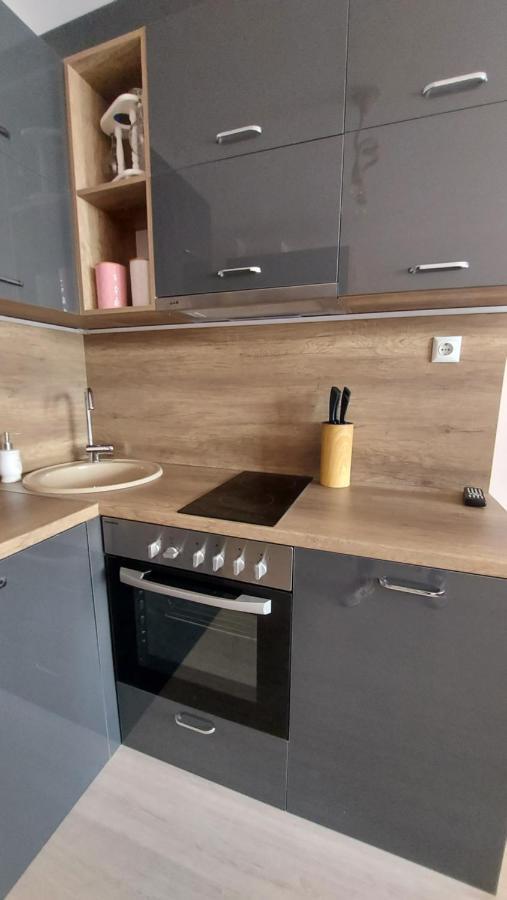 Hostex Pastello Deluxe Studio Stara Zagora Ngoại thất bức ảnh